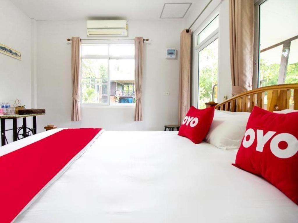 Oyo 999 Baan Pak Rom Ruen Hotel