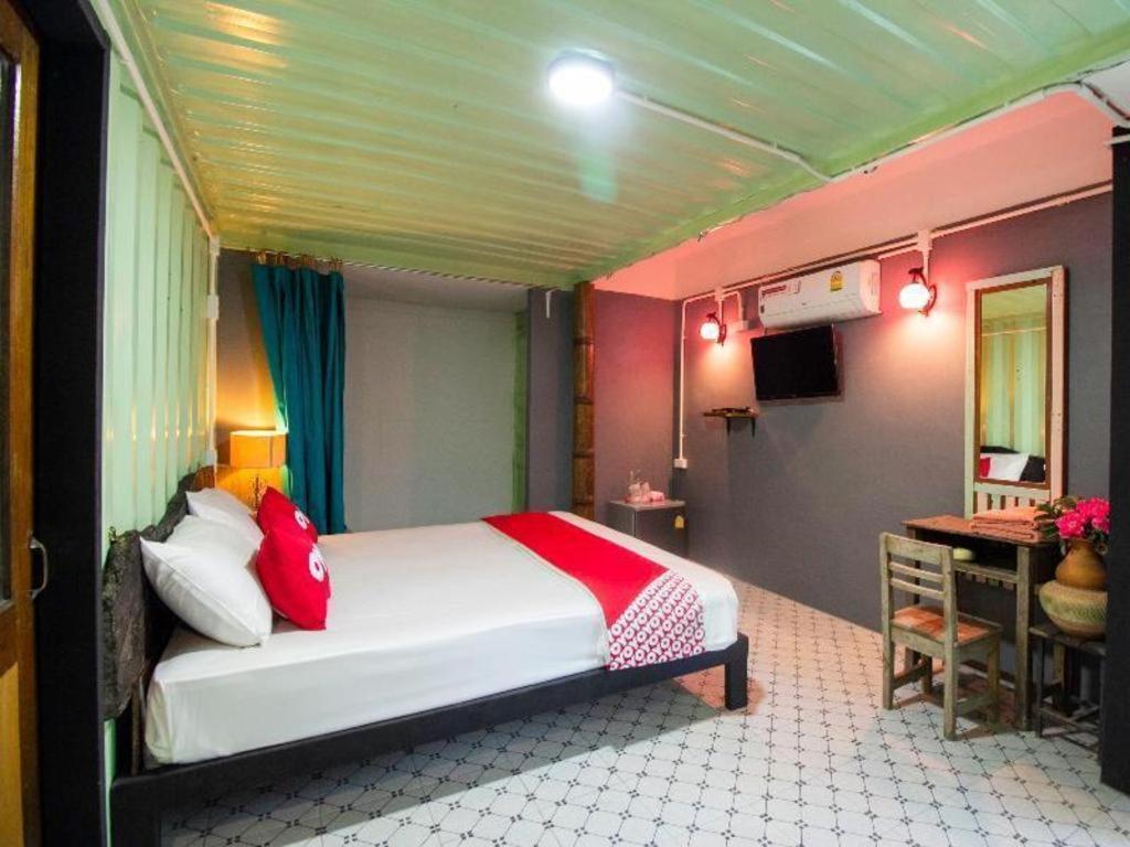 Hotel Oyo 999 Baan Pak Rom Ruen 2*
